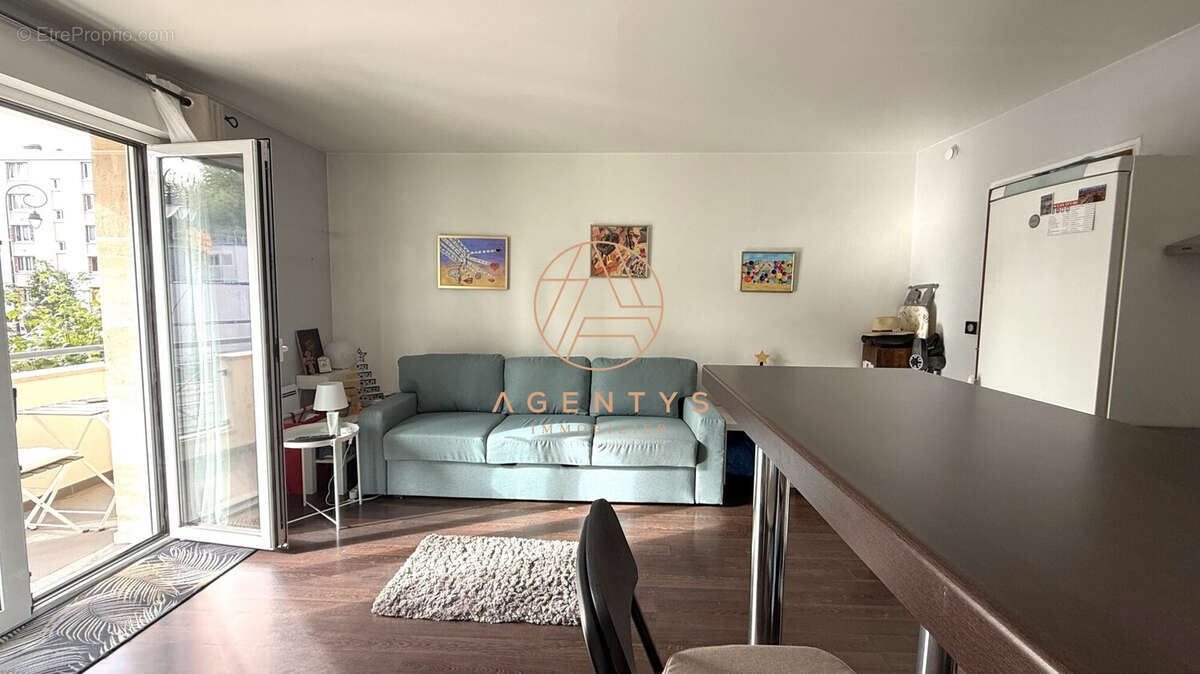 Appartement à LE PLESSIS-TREVISE
