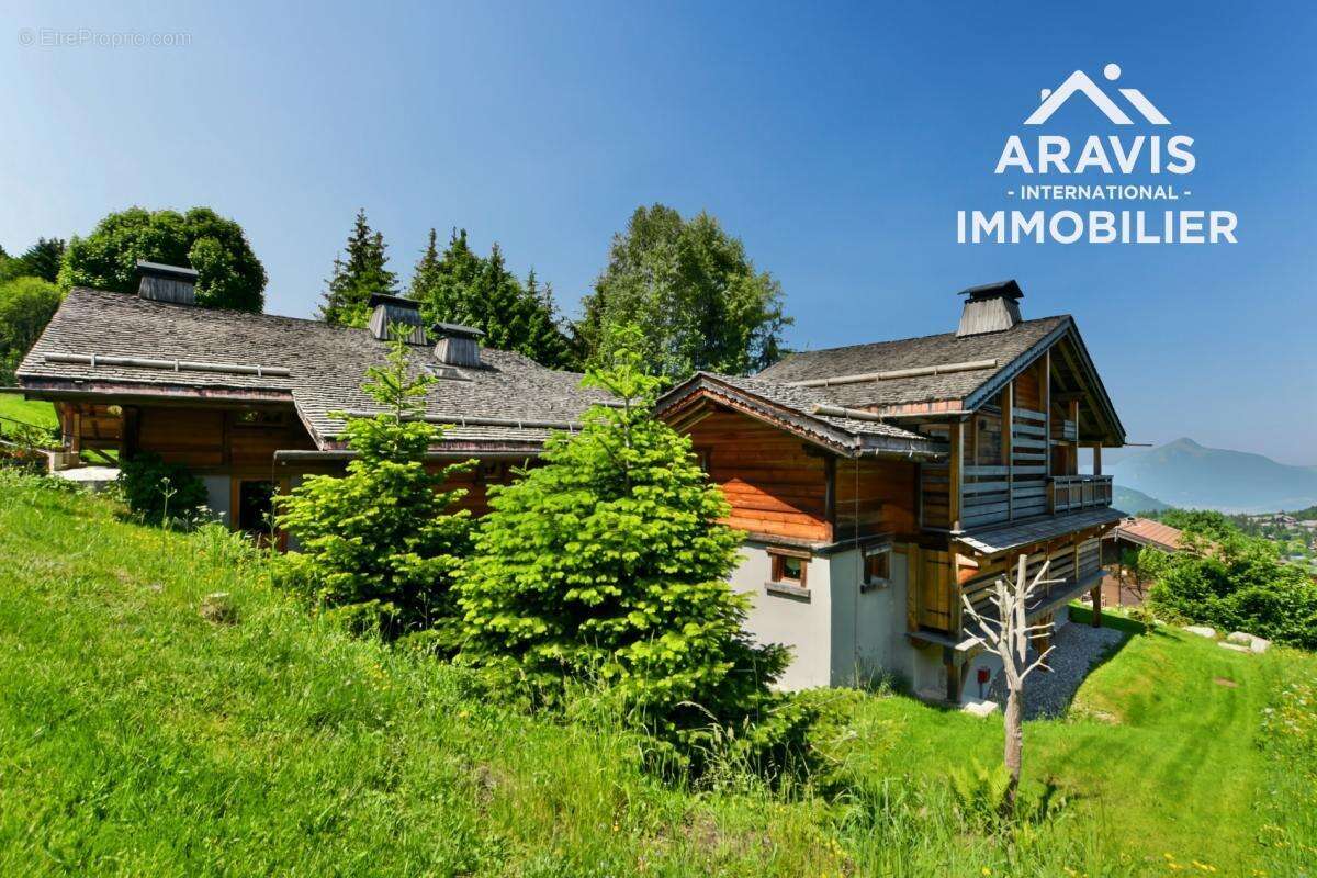 Maison à ARACHES-LA-FRASSE