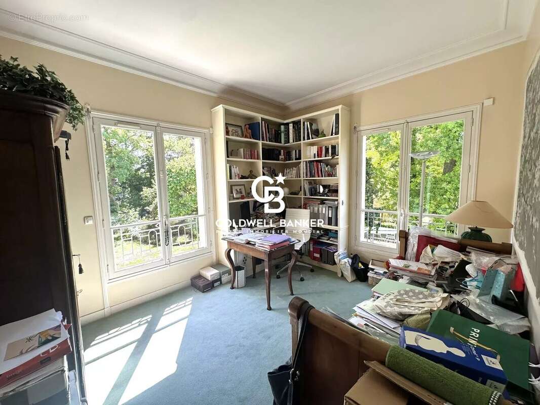 Maison à LE VESINET