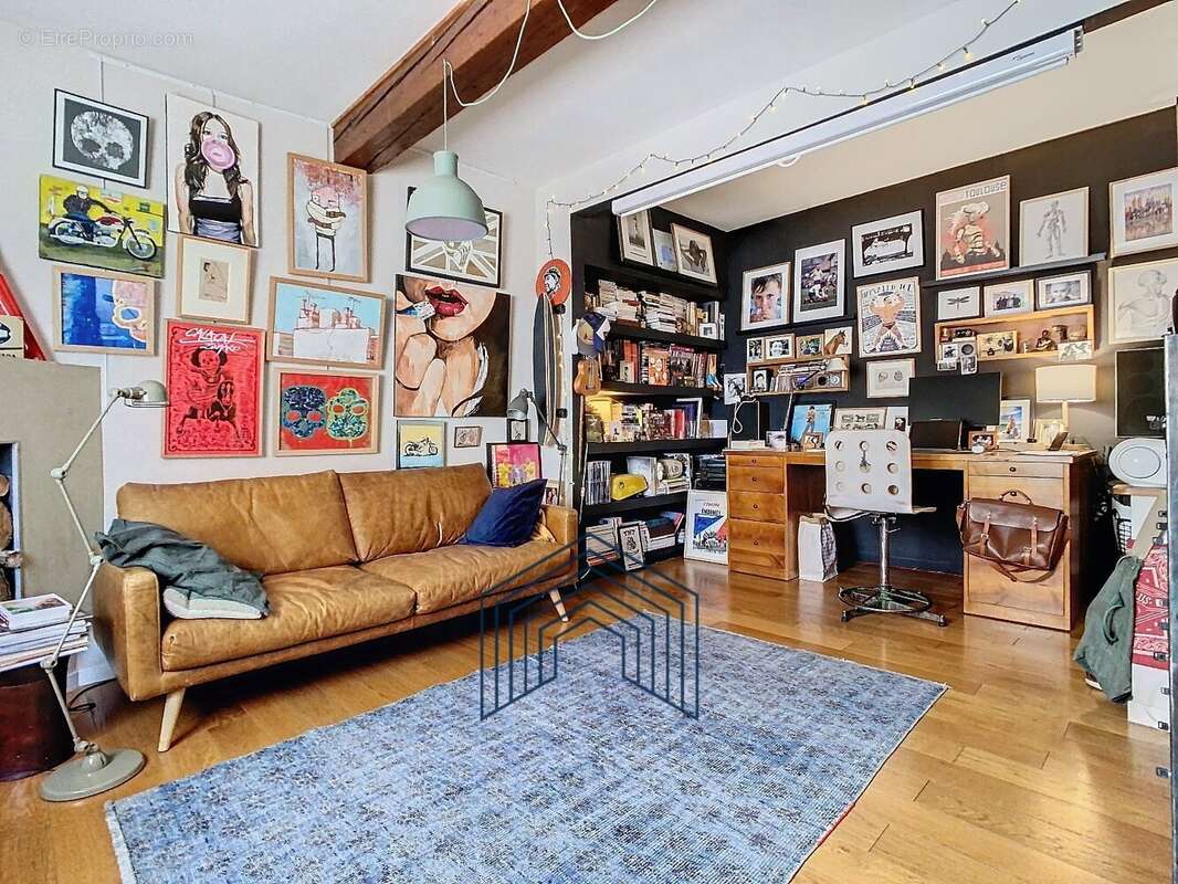 Maison à BRUGUIERES