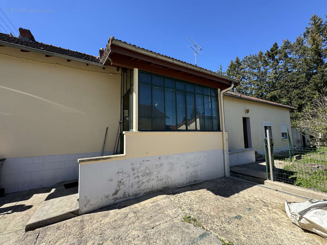 Maison à COMMENTRY