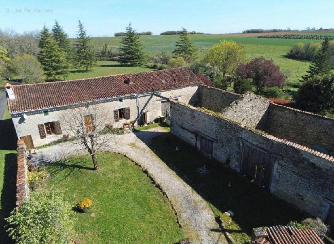 Maison à MANSLE
