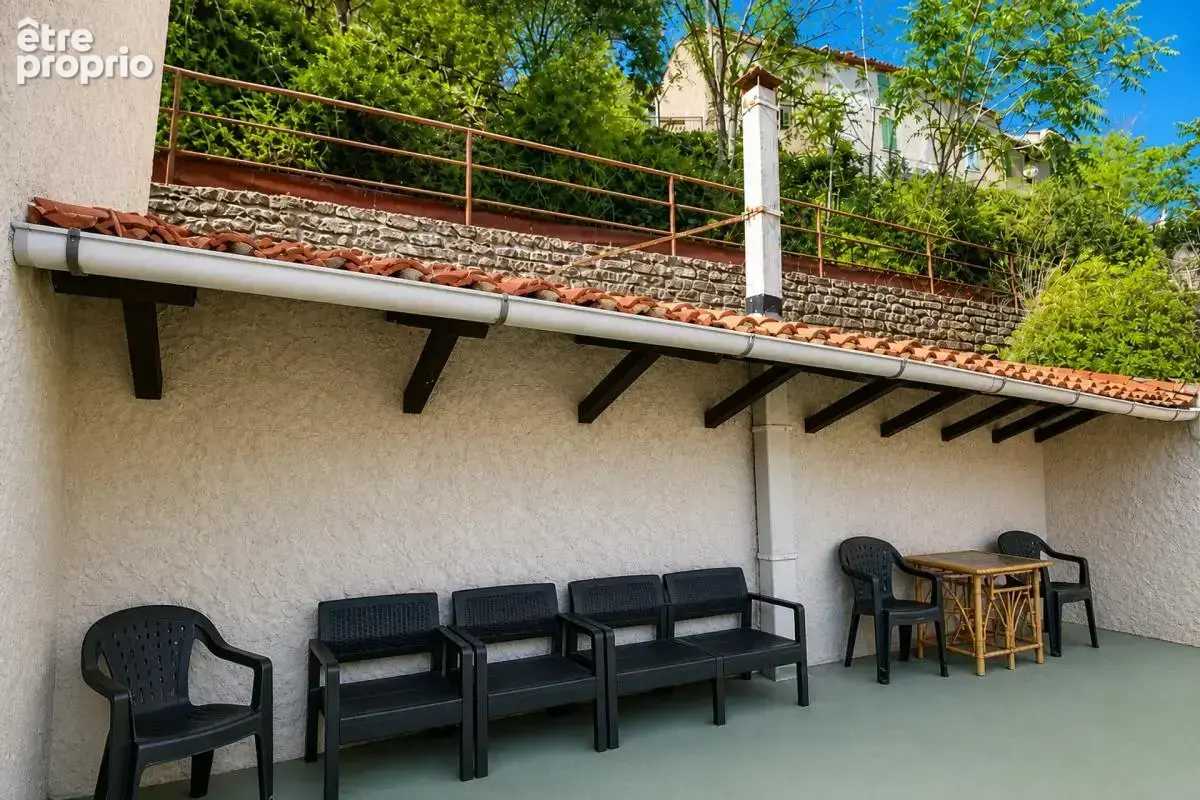 Maison de 5 pièces  à Lastours avec terrasse et jardinet.
Vue panoramique - photo 16