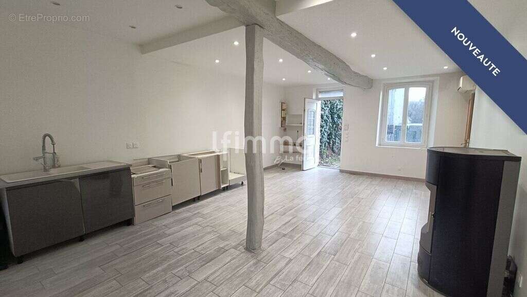 Maison à LONGUEVILLE