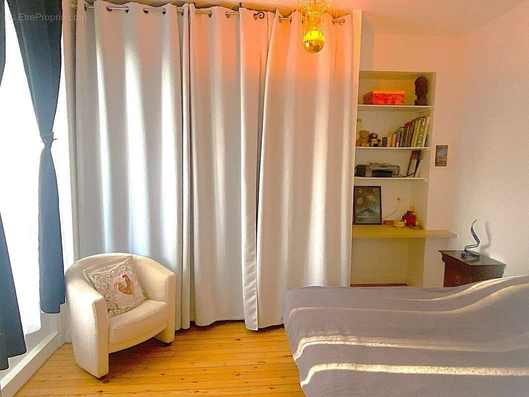 Appartement à NEUVILLE-SUR-SAONE