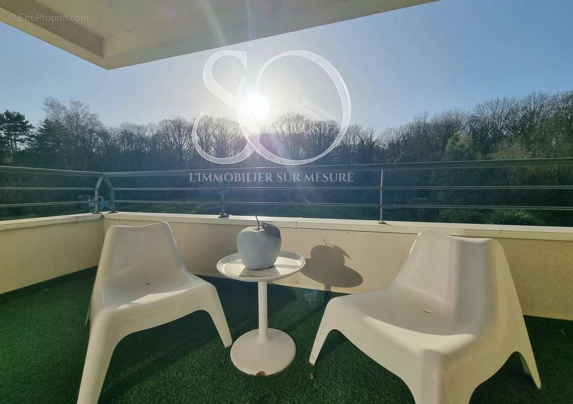 Maison à FEUCHEROLLES