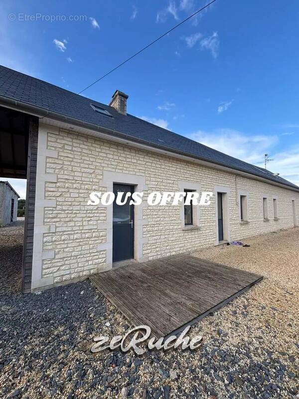 Maison à LE MOLAY-LITTRY