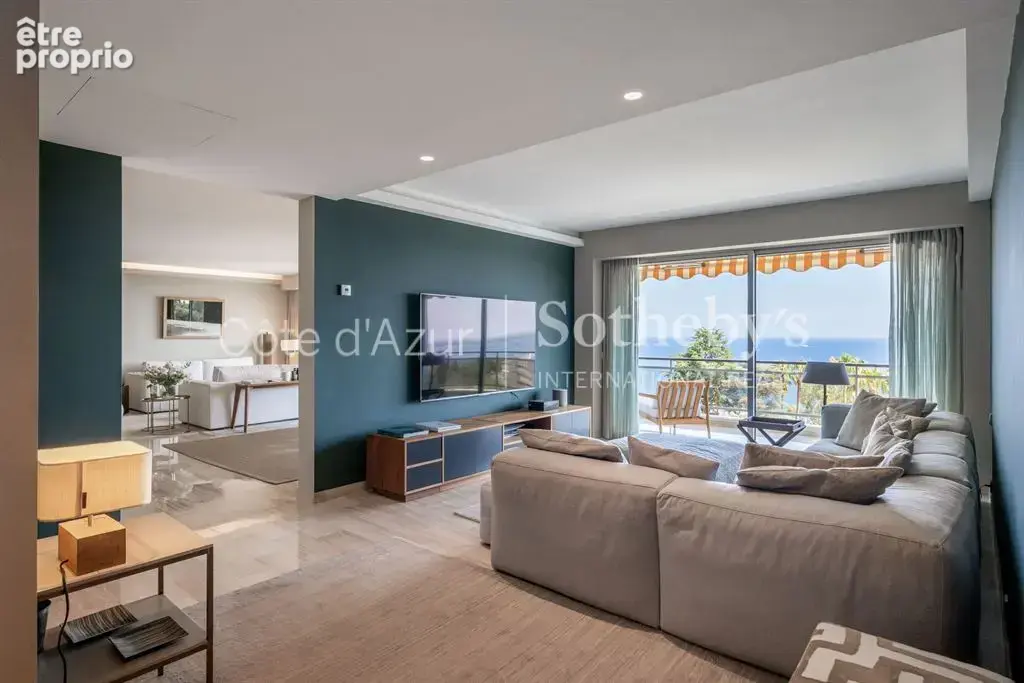 Appartement avec grande terrasse, piscine et vue mer panoramique aux portes de Cannes** - photo 6