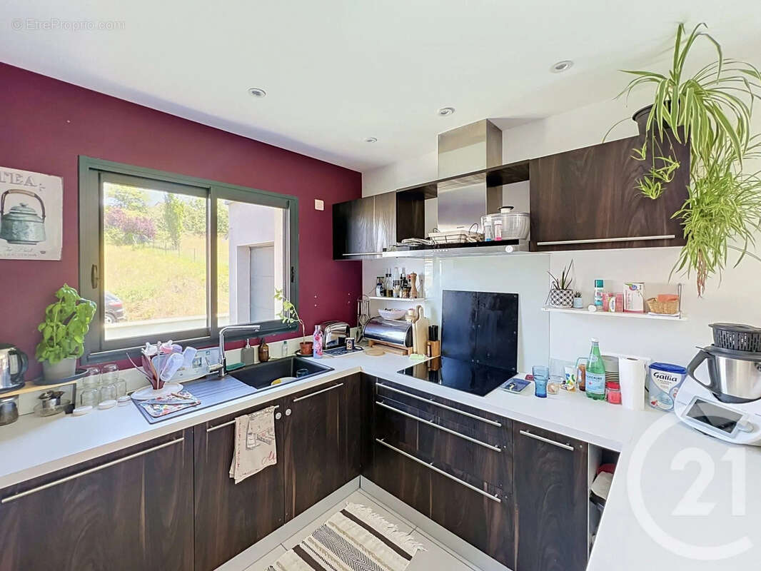 Maison 106 m² à Pavie  - photo 5