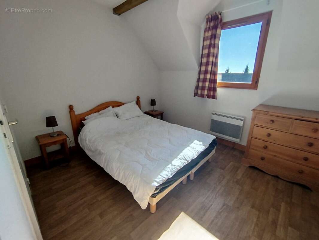 Appartement à BESSE-ET-SAINT-ANASTAISE