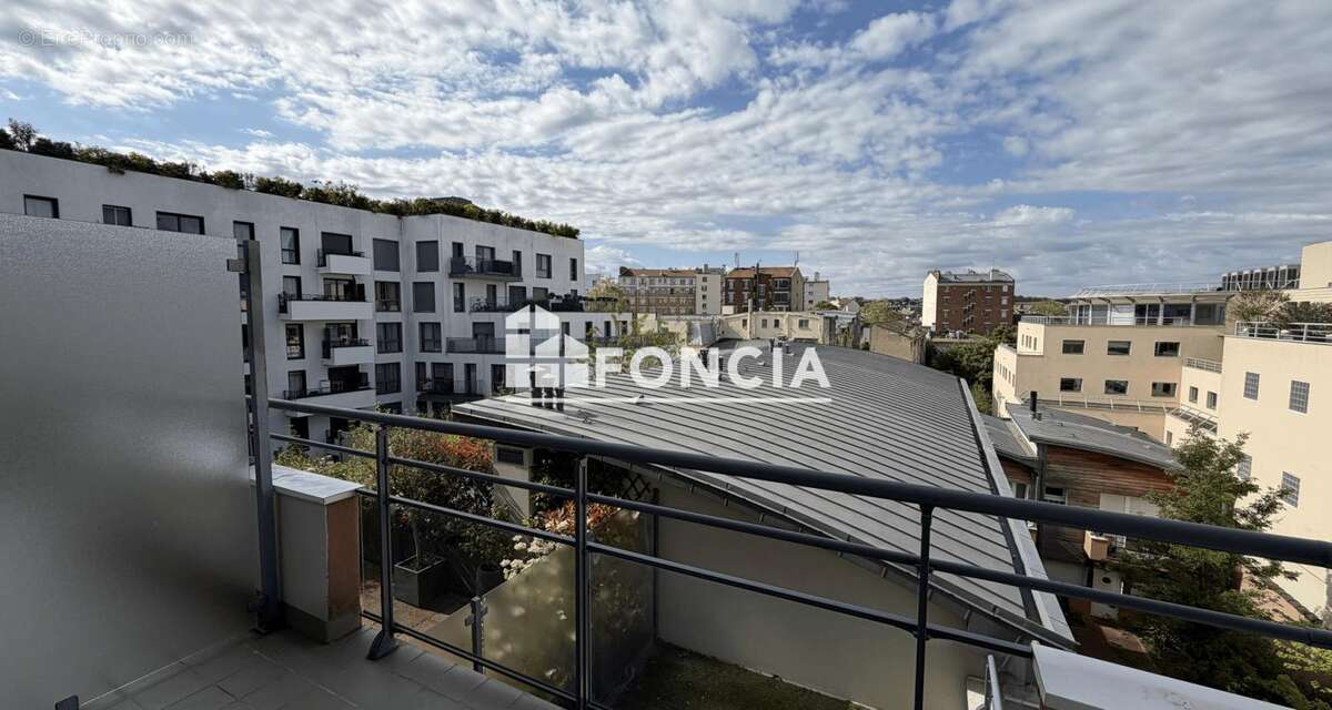 Appartement à NANTERRE