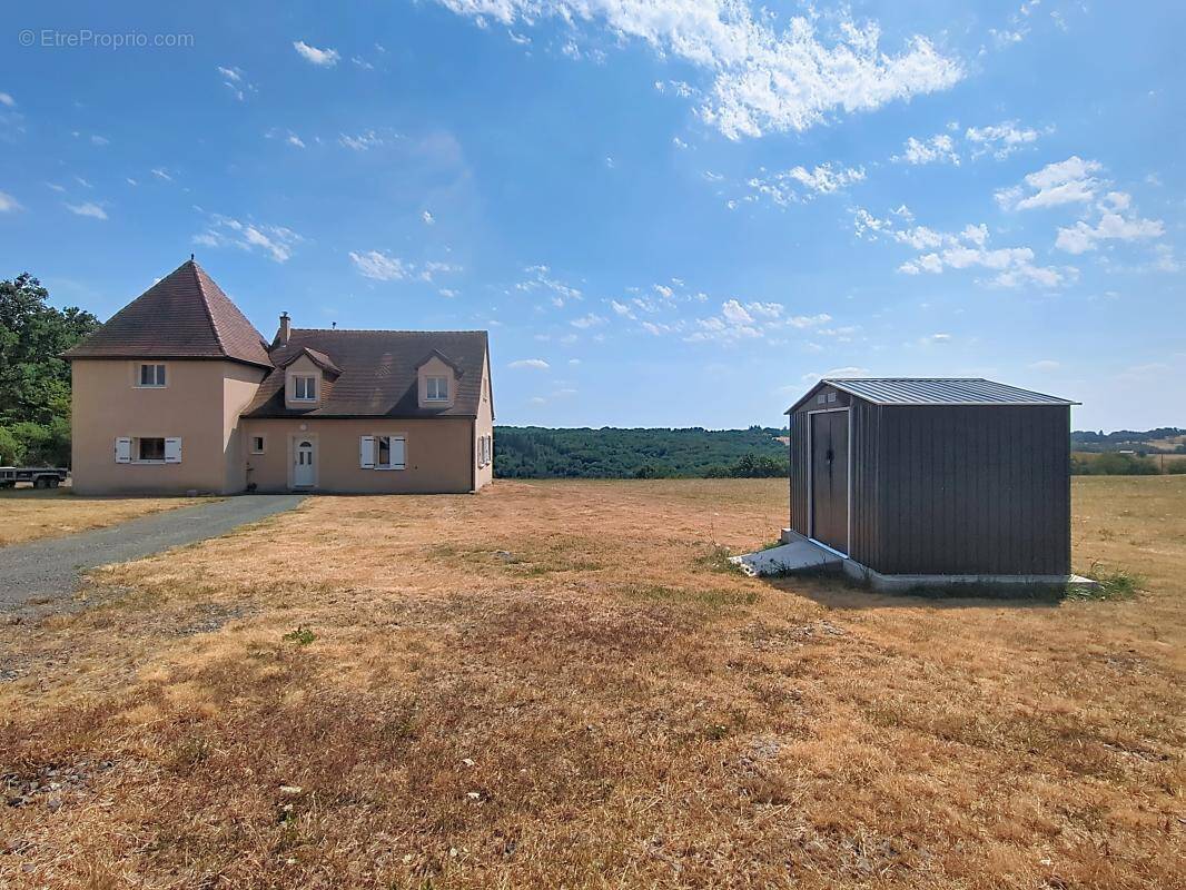 Maison à SAINT-MESMIN