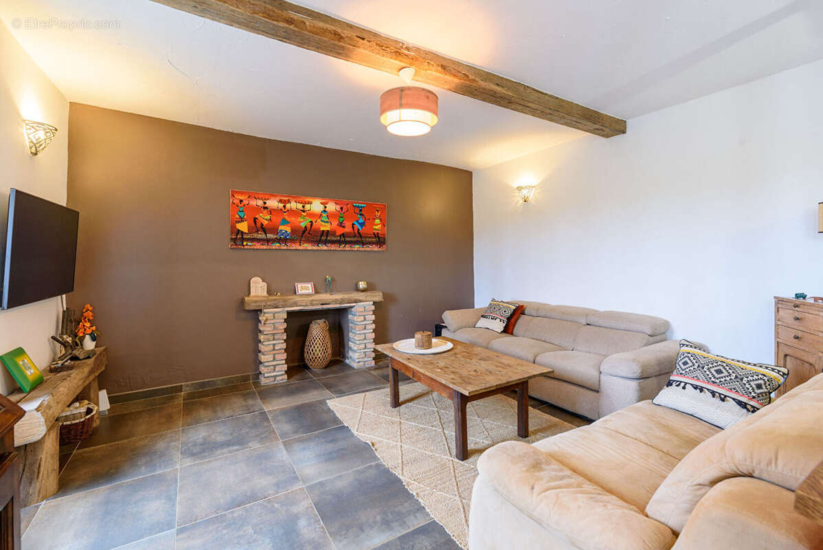 Maison à AMOU