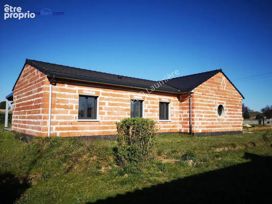 Beau potentiel pour cette maison inachevée - photo 4