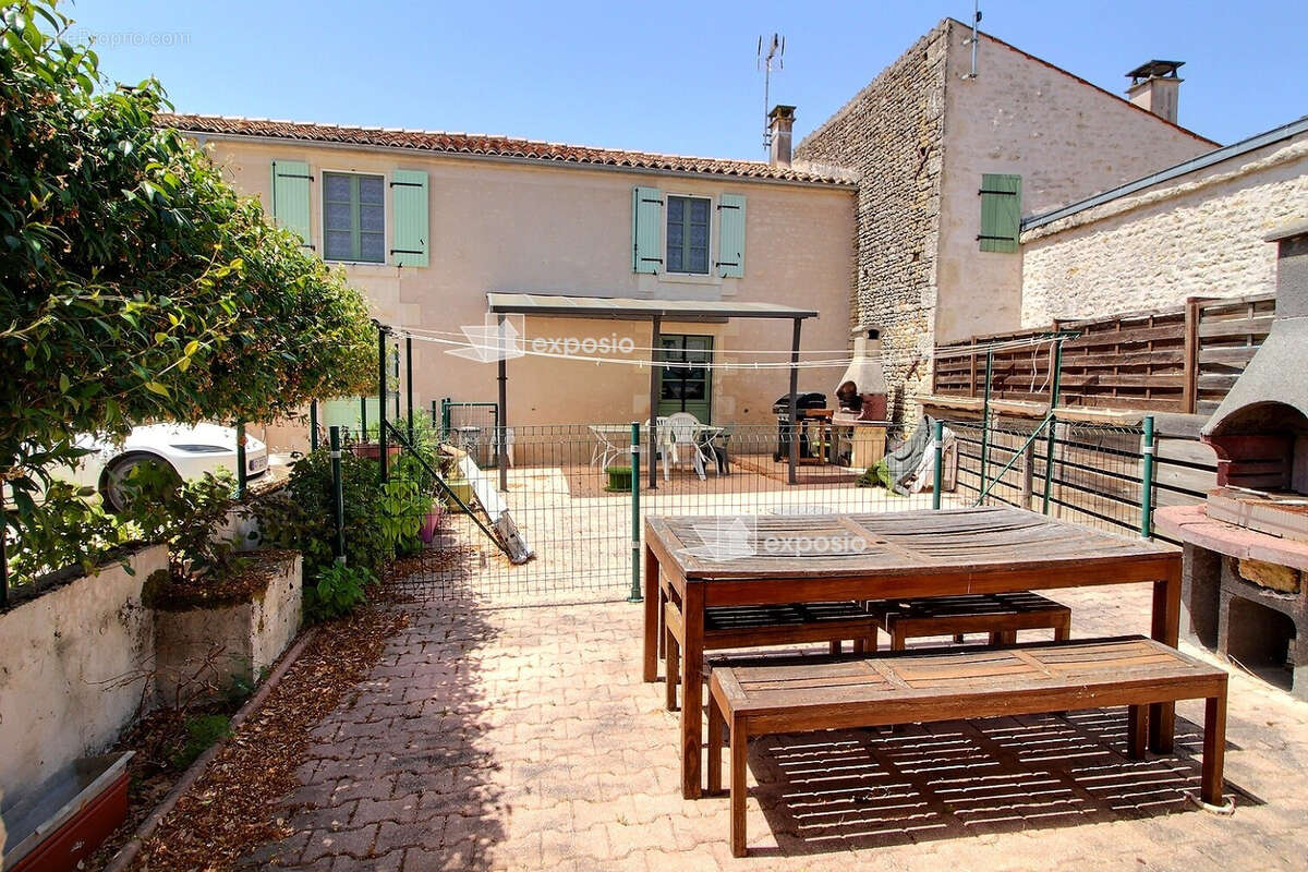 Maison à BENET