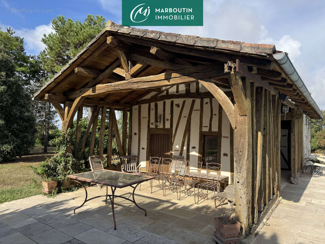 Maison à CASTELJALOUX