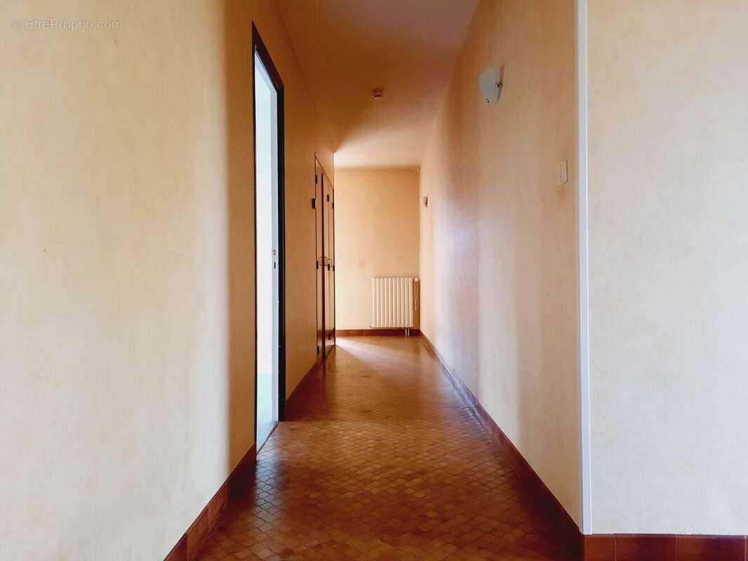 Maison à AGON-COUTAINVILLE