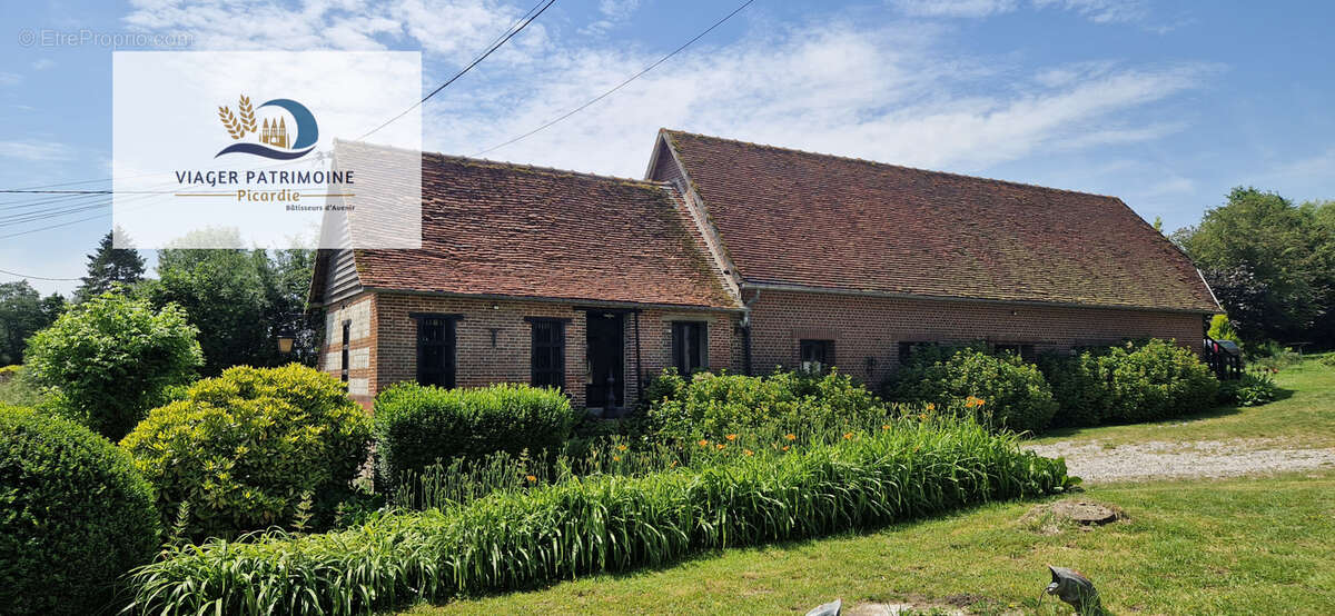EXCLUSIVITÉ - Viager occupé - Domaine de 17 000 m2 avec maison de maître, dépendances et écurie - Pays de Bray (76) - photo 16