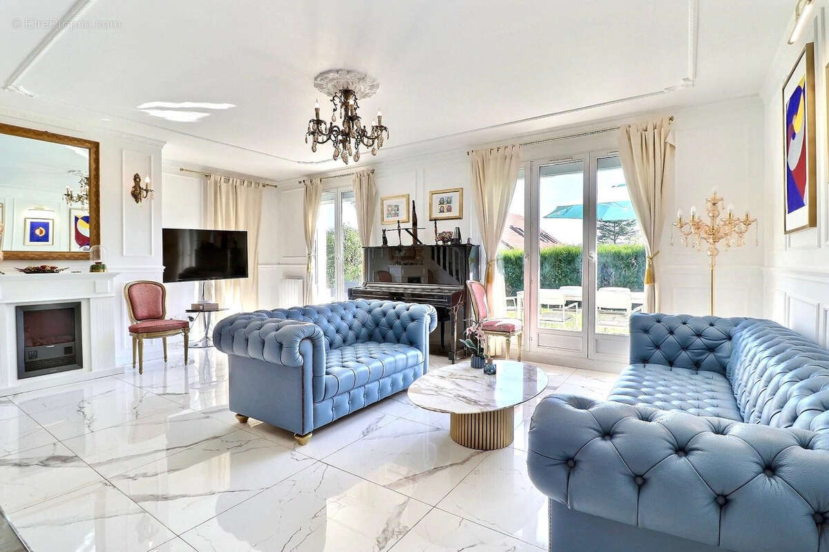 Maison à SAINT-GERMAIN-EN-LAYE