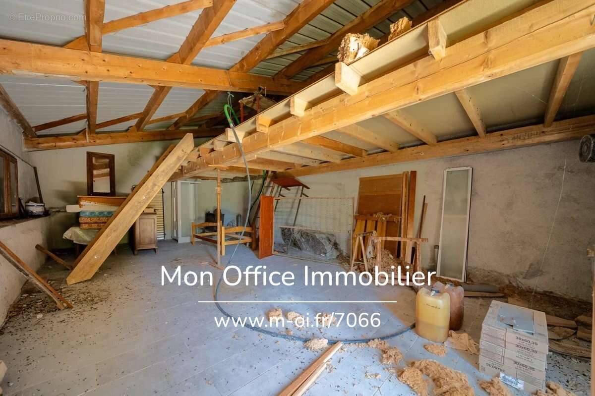 Référence : 7066-MBE - Refuge sur les hauteurs de Chateauroux - photo 5