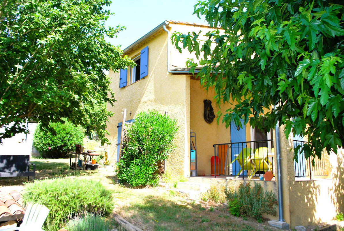 Maison à SALERNES
