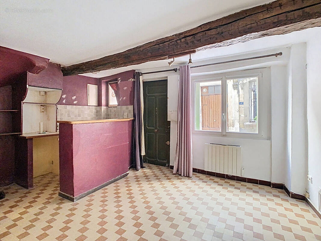 Maison à MALAUCENE