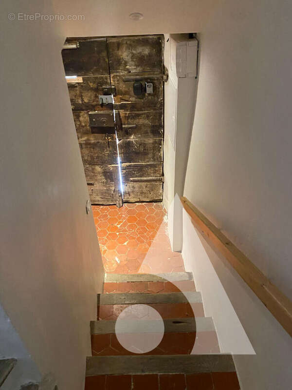 Appartement à REGUSSE