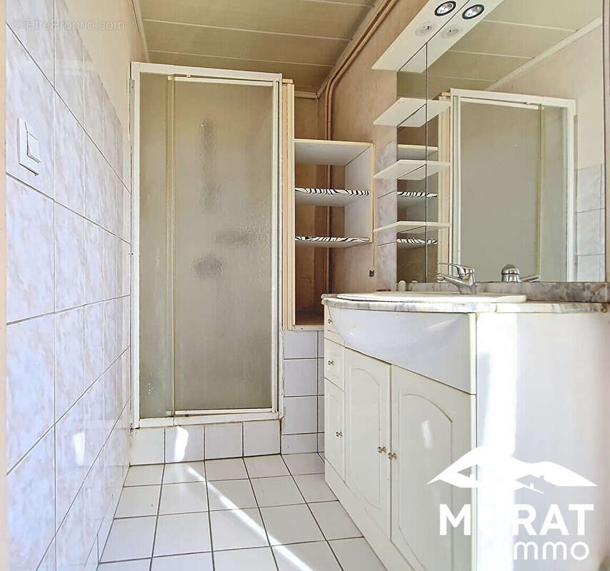 Appartement à PLAUZAT