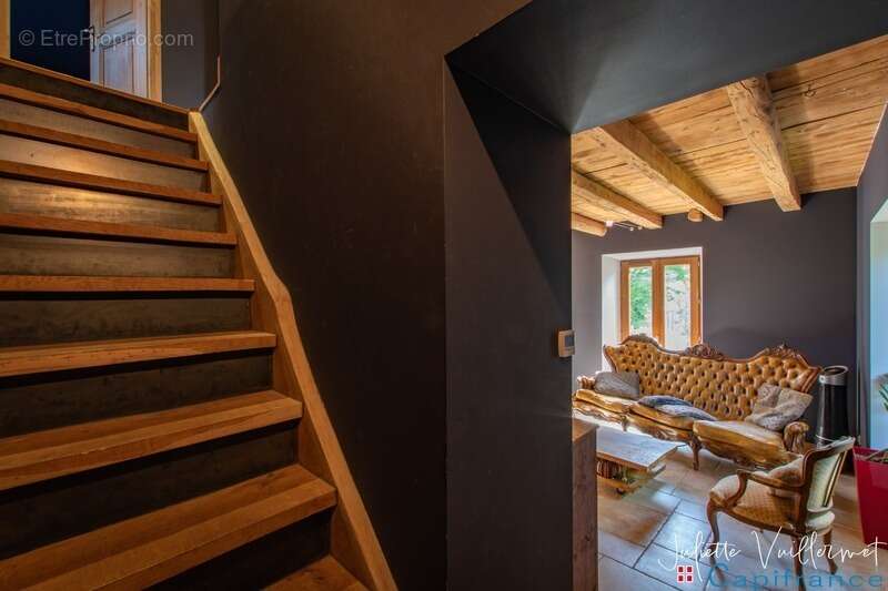 Appartement à AIX-LES-BAINS