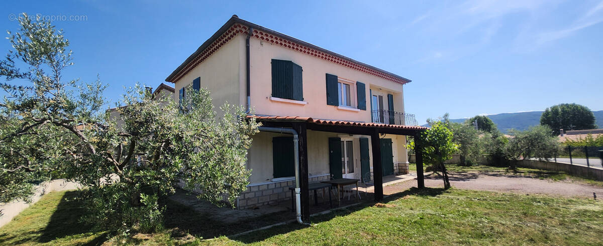Maison à PEYRUIS