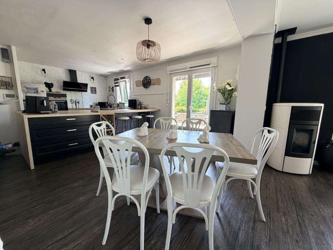 Maison à BLONVILLE-SUR-MER