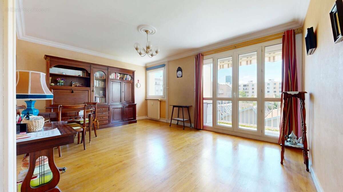Appartement à LYON-3E