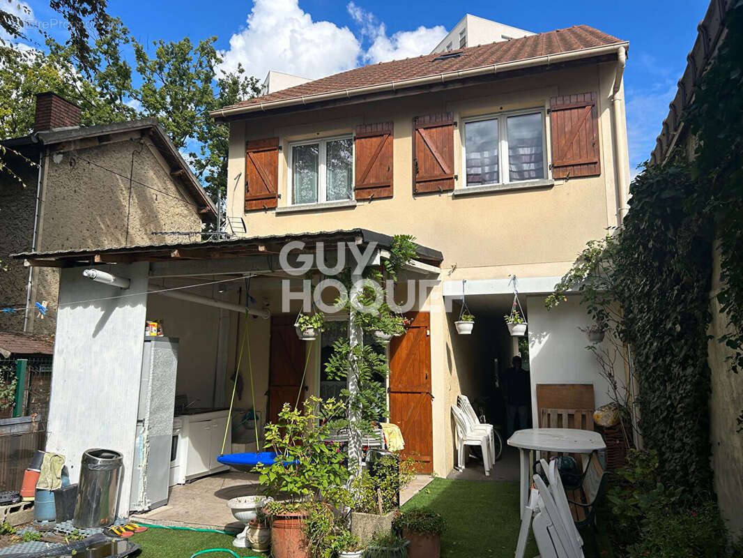 Maison à CLICHY-SOUS-BOIS
