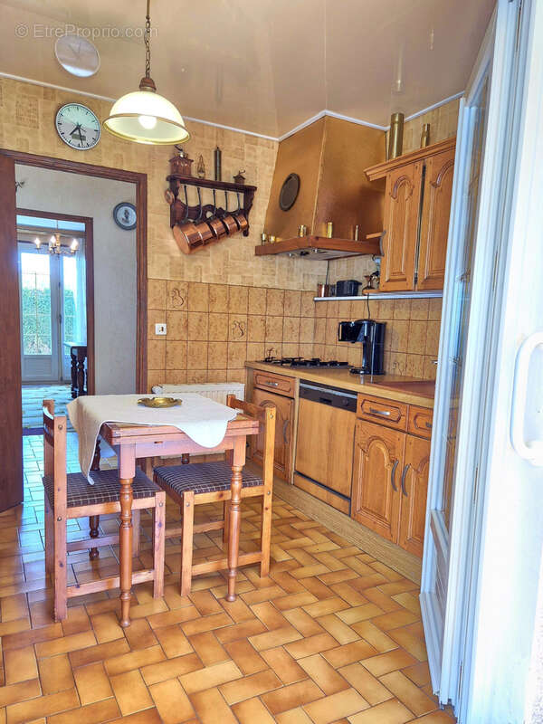 Maison 125 m² à Le Chatelet-En-Brie  - photo 7