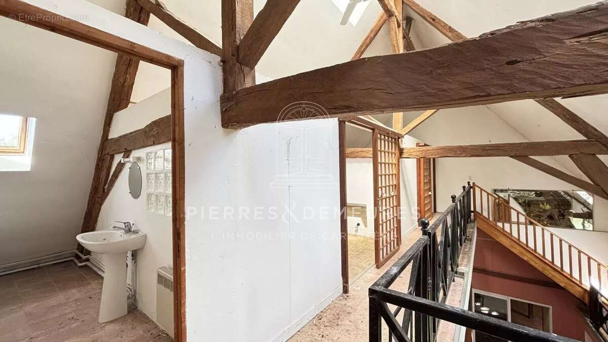 Deux habitats en un pour cette ancienne fermette - photo 6