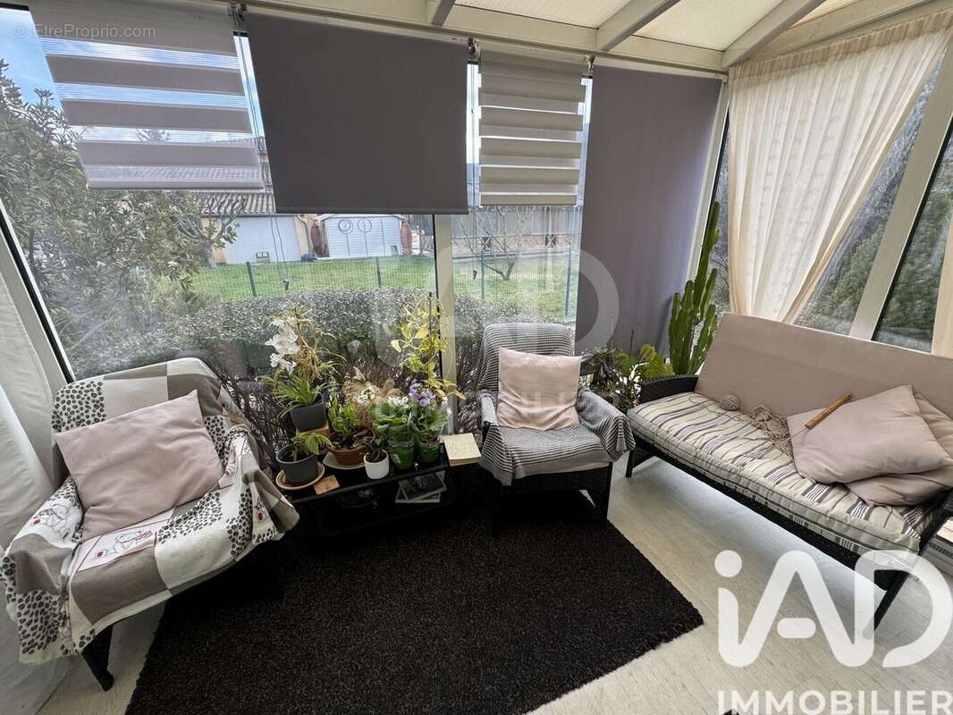 Maison 103 m² à Le Martinet  - photo 2