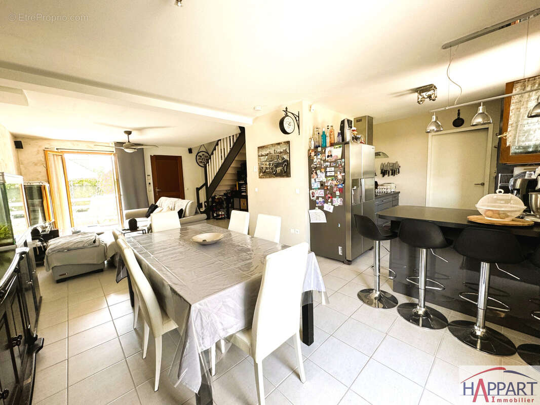 Maison 100 m² à Voisenon  - photo 4