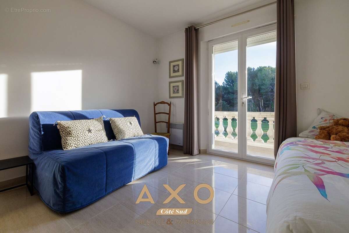 Maison à SAINT-CANNAT