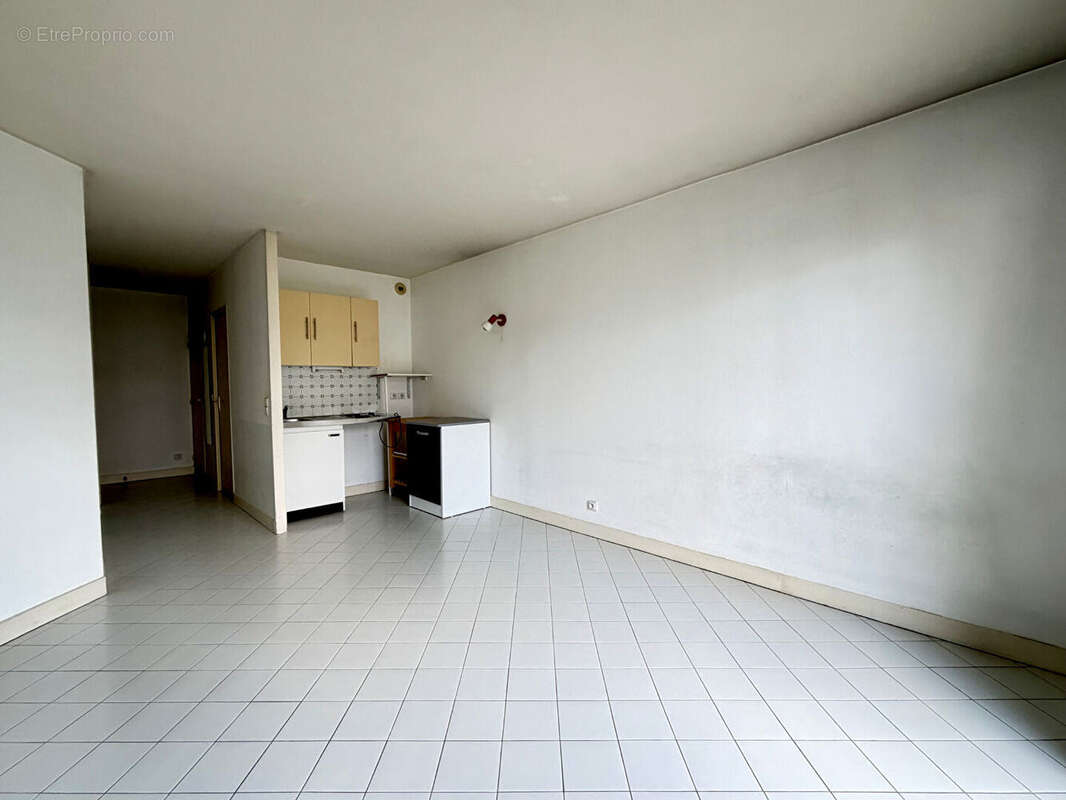 Appartement à LA GARENNE-COLOMBES