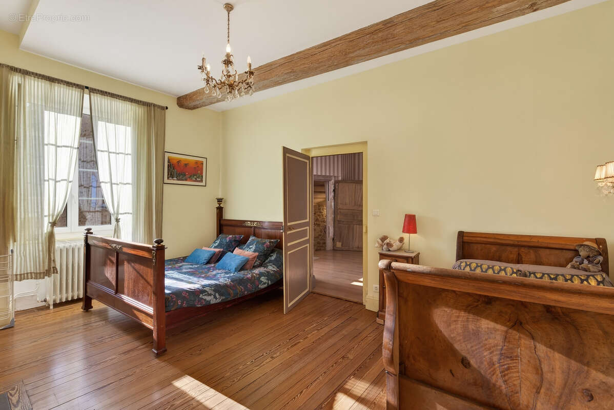 Maison à BOURG-EN-BRESSE