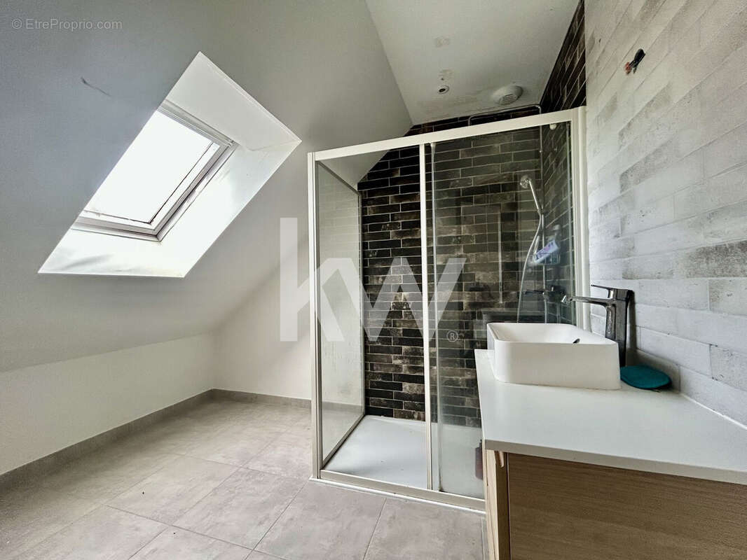 Maison 117 m² à Saint-Denis-En-Val  - photo 9