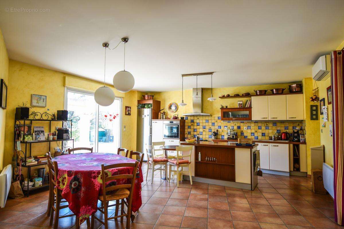 Maison à ROCHEFORT-DU-GARD