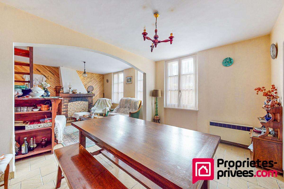 Maison de bourg - 5 pièce(s) 86 m2 - photo 5