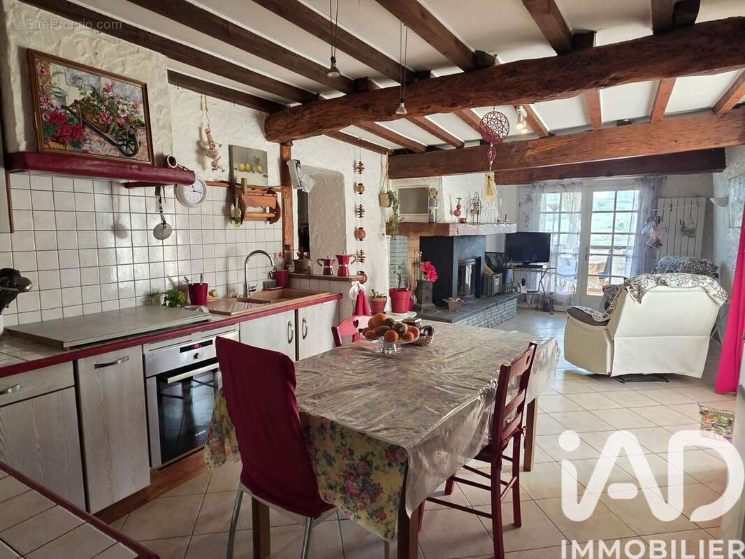 Maison 152 m² à Escoussens  - photo 6