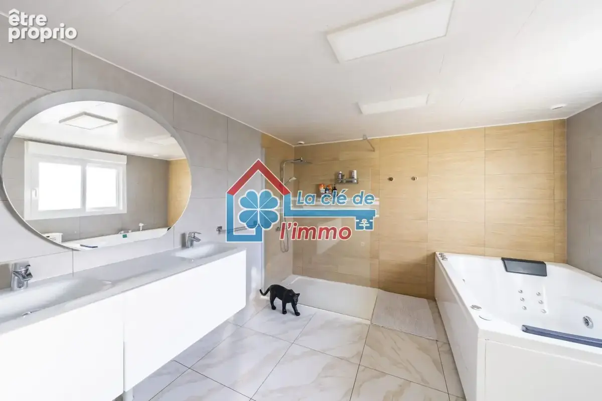 Maison familiale - 4 chambres + 1 bureau + sous sol - photo 9