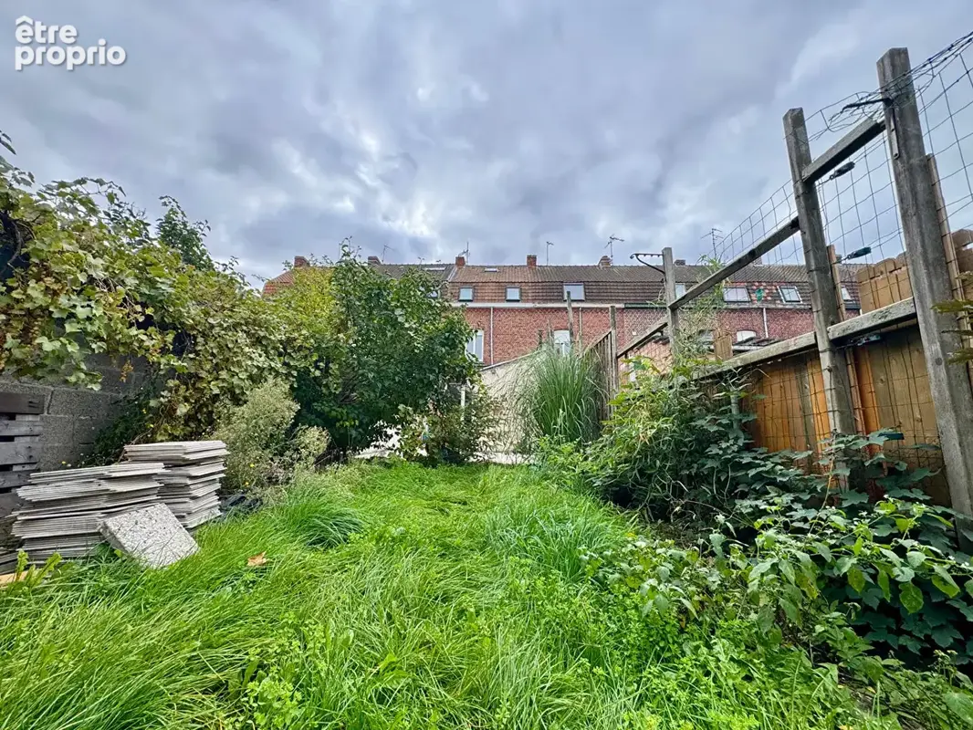 Maison 5 chambres et grand jardin - Centre-ville de Wervicq ! - photo 2