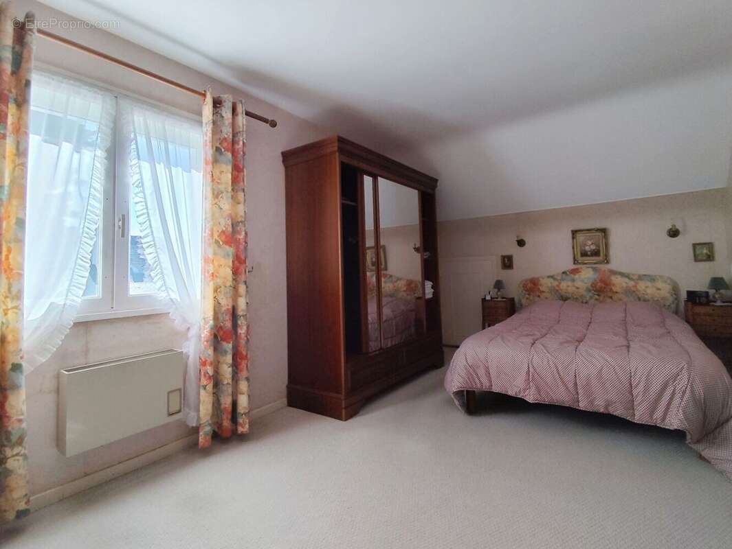 Maison à LE POULIGUEN