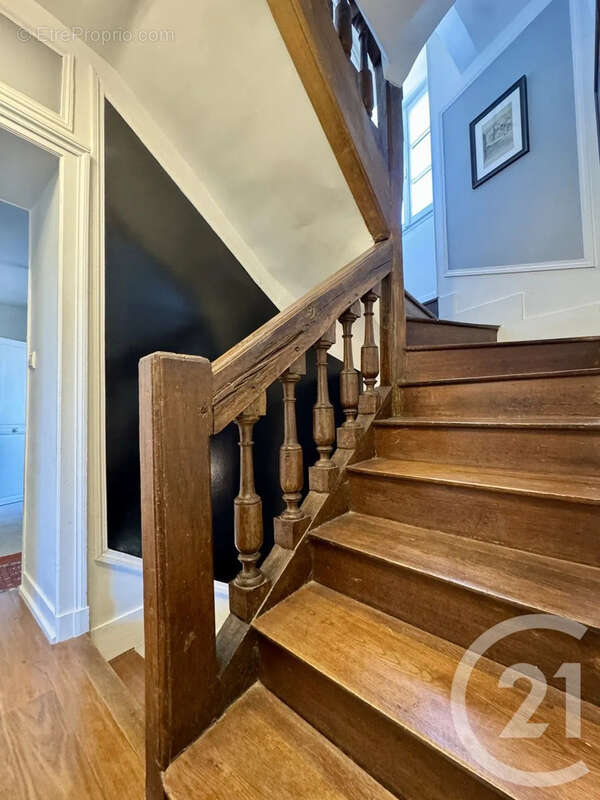 Maison 293 m² à Fontainebleau  - photo 10