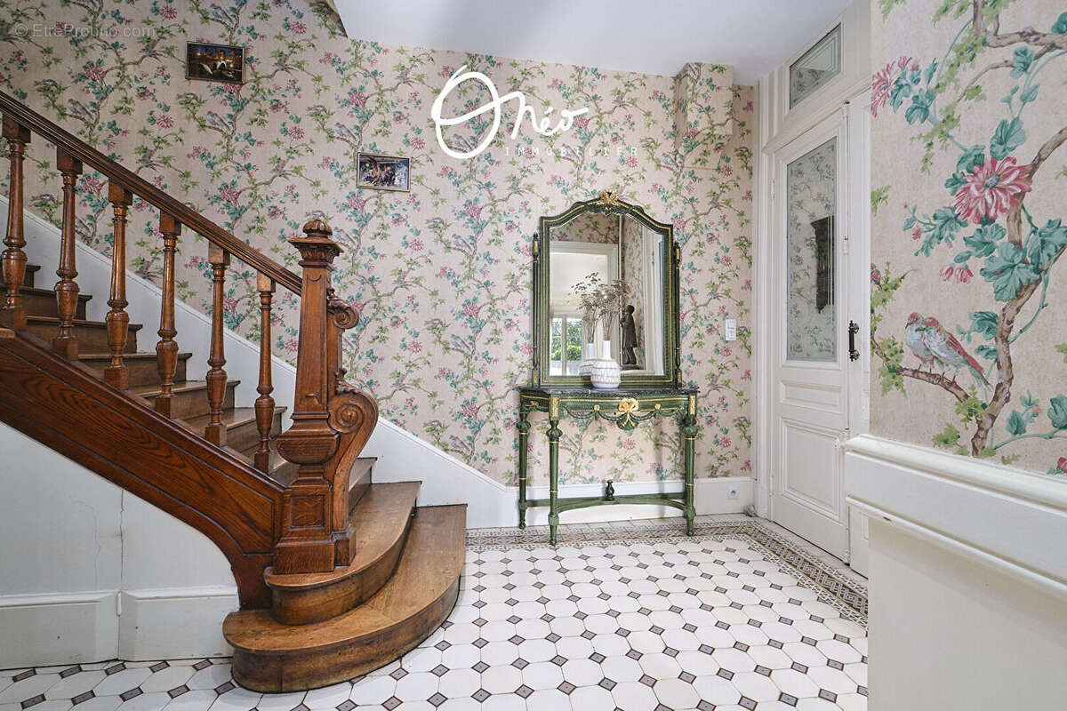 Maison à SAINT-SYMPHORIEN-D'OZON