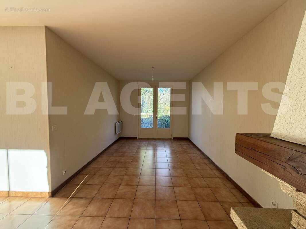 IMG_5239 - Maison à SAINT-AMANS-SOULT